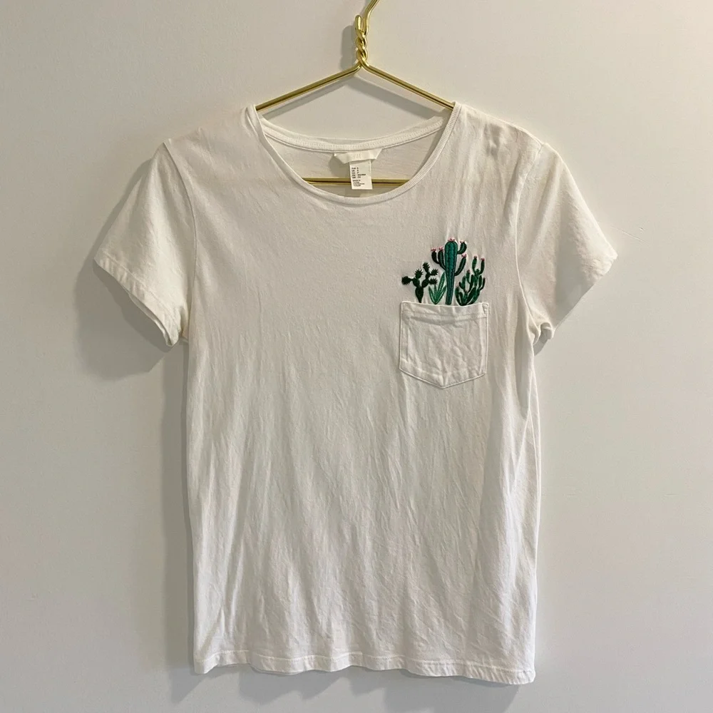 H&M Cactus Pocket Tee 🌵 - Picture 3 of 3